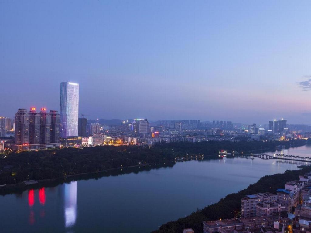 Ming Du Lakeside Hotel Nanning Luaran gambar